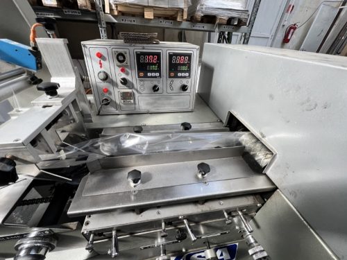 Használt, felújított  DEMSA Flowpack csomagoló gép